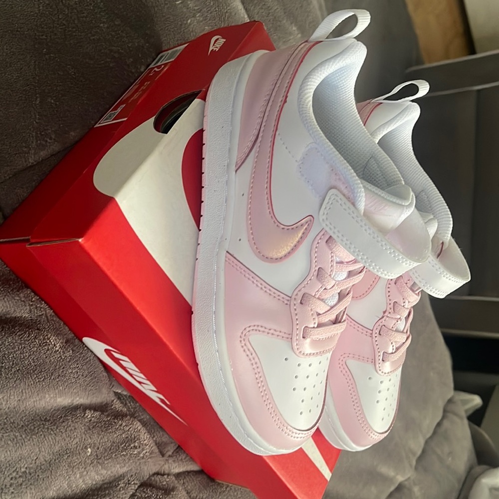 Kids Nike Court Borough low size 2Y